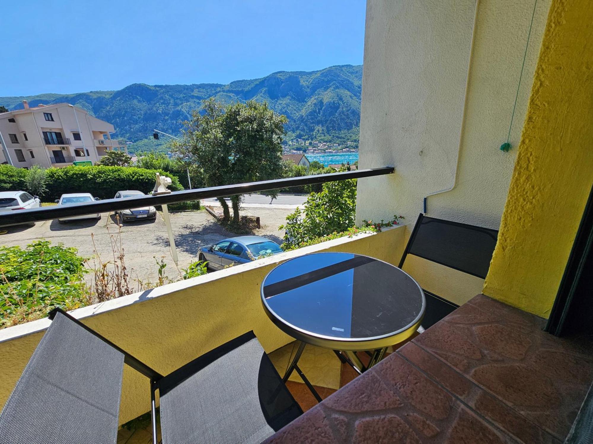 Apartment Luka Котор Экстерьер фото